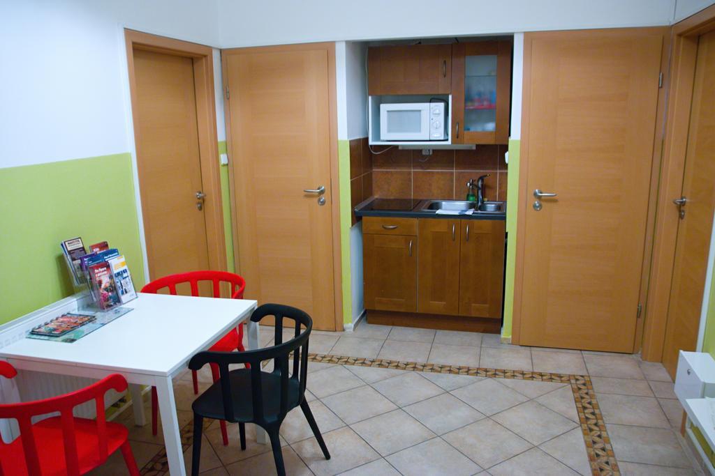 Metropolitan Studios Prága Szoba fotó